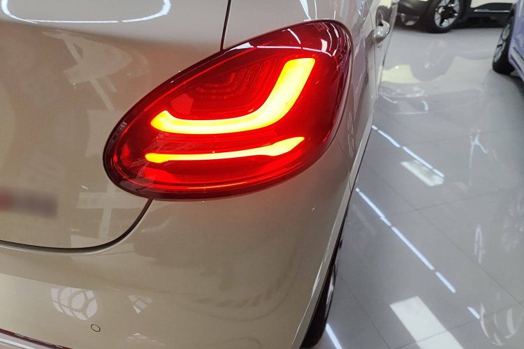 五菱汽车 五菱缤果 2025款 333km 灵犀互联款车身外观9