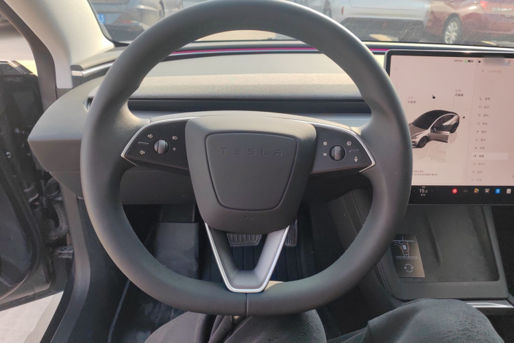 特斯拉 Model 3 2023款 长续航全轮驱动版局部细节13