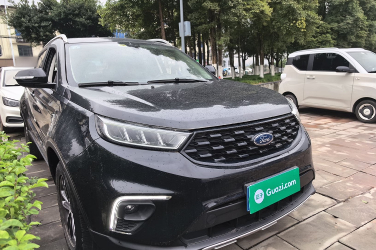 福特 2020款 领界S EcoBoost 145 CVT铂领型车身外观3