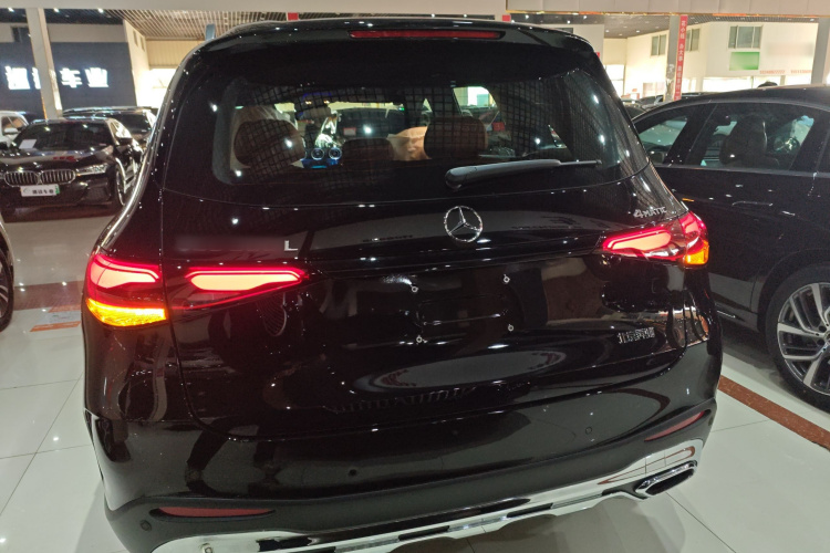 奔驰GLC 2025款 改款 GLC 300 L 4MATIC 动感型 5座车身外观6