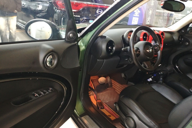 MINI Countryman 2014款 1.6T COOPER ALL4 Excitement中控内饰20