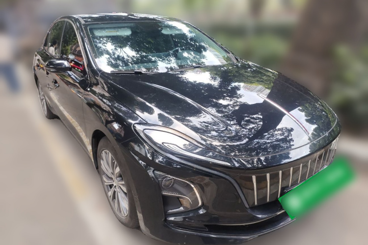 红旗E-QM5 2022款 431km 充电乐享版车身外观6002