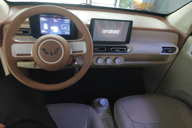 五菱汽车 宏光MINIEV 2024款 第三代 215km 进阶版中控内饰12