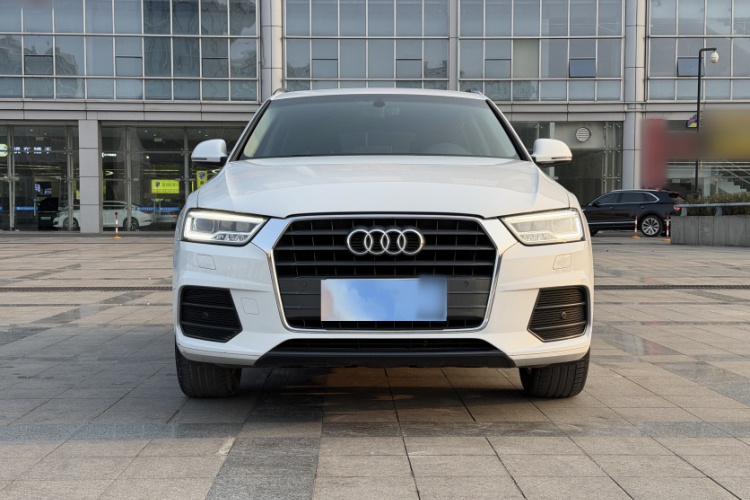 奥迪Q3 2017款 30 TFSI 时尚型车身外观6005