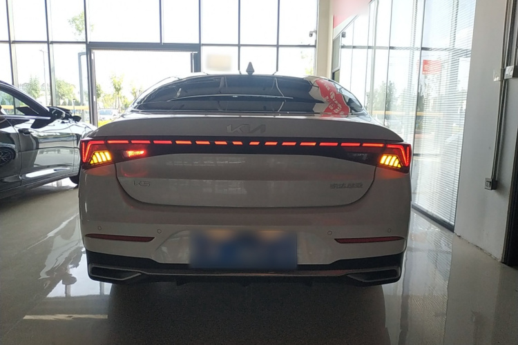 起亚K5 2021款 270T CVVD 时尚版车身外观6004