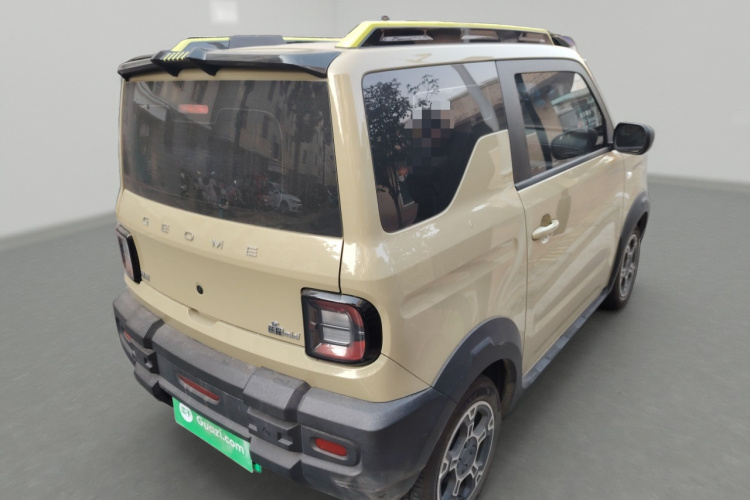 吉利银河 2025款 210km 熊猫骑士车身外观7