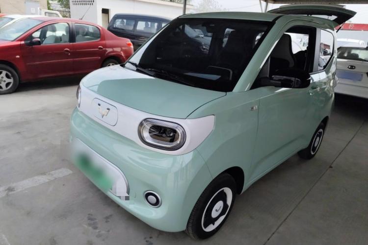 五菱汽车 宏光MINIEV 2024款 第三代 215km 青春版车身外观1