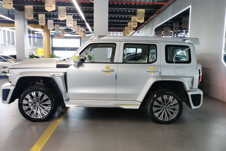 超境汽车 共创坦克300 2021款 2.0T 赛博坦克车身外观6003