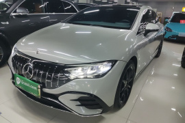 奔驰EQE 2022款 350 先锋版