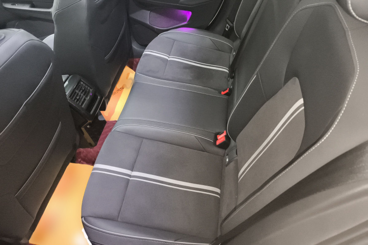 大众 高尔夫 2023款 改款 280TSI DSG R-Line Lite中控内饰7004