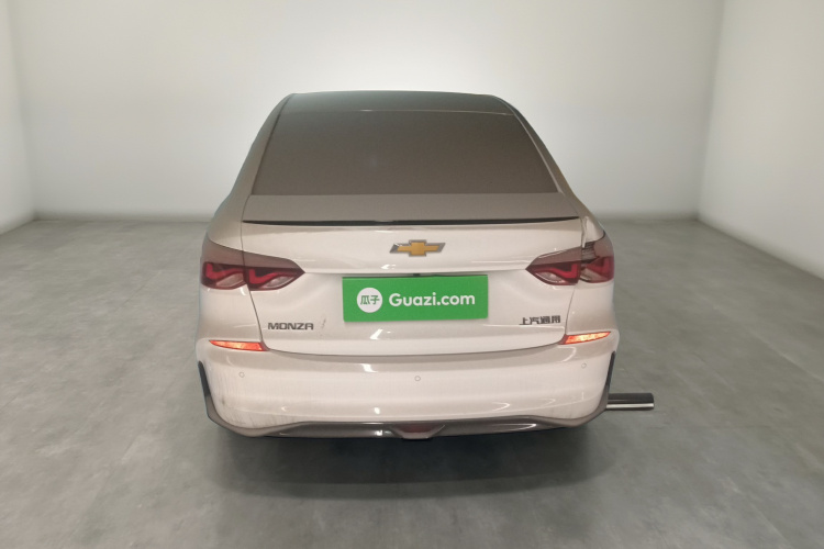 雪佛兰 科鲁泽 2023款 1.3T 轻混自动尊享版车身外观6