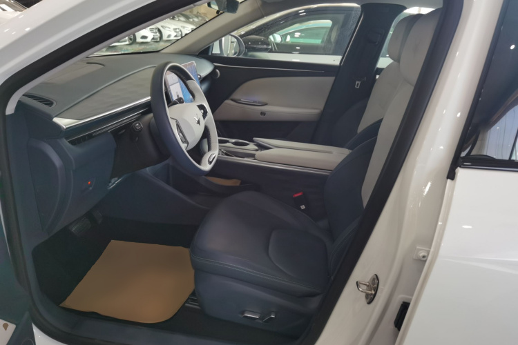 ARCFOX极狐 极狐 阿尔法T5(ARCFOX αT5) 2024款 520 PRO局部细节19