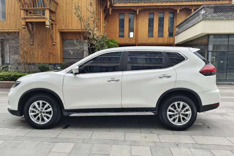 日产 奇骏 2021款 2.0L CVT 2WD XL Premium智联尊享版车身外观6003