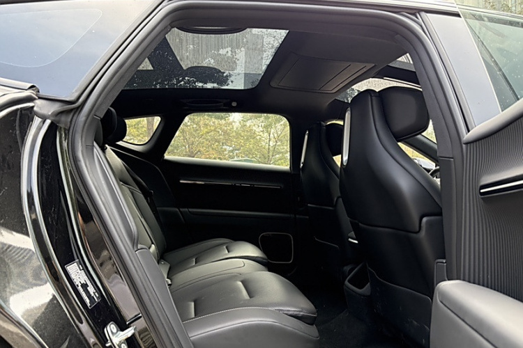 阿维塔12 2025款 Ultra增程版中控内饰7008