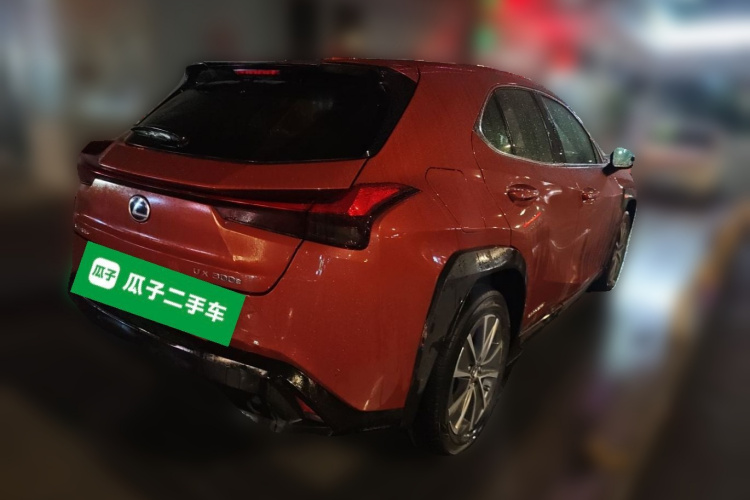 雷克萨斯UX新能源 2020款 300e 纯·悦版车身外观7