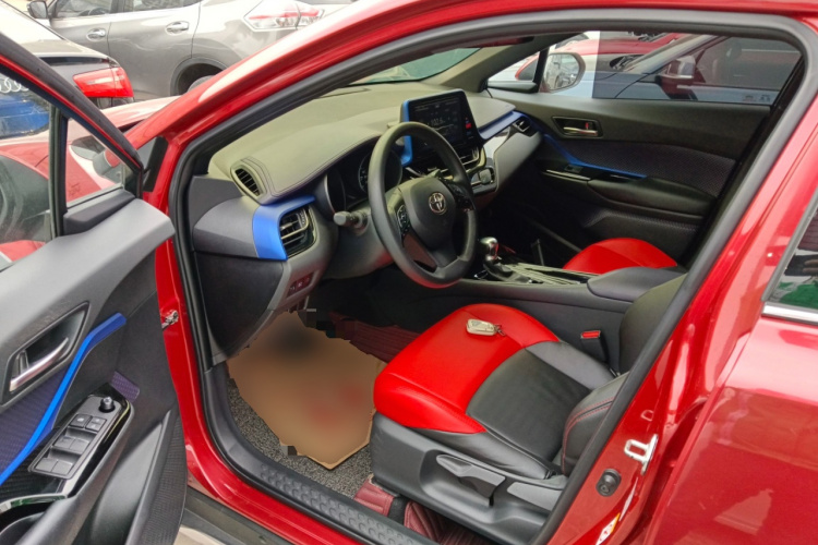 丰田C-HR 2018款 2.0L 酷越领先版 国V中控内饰20