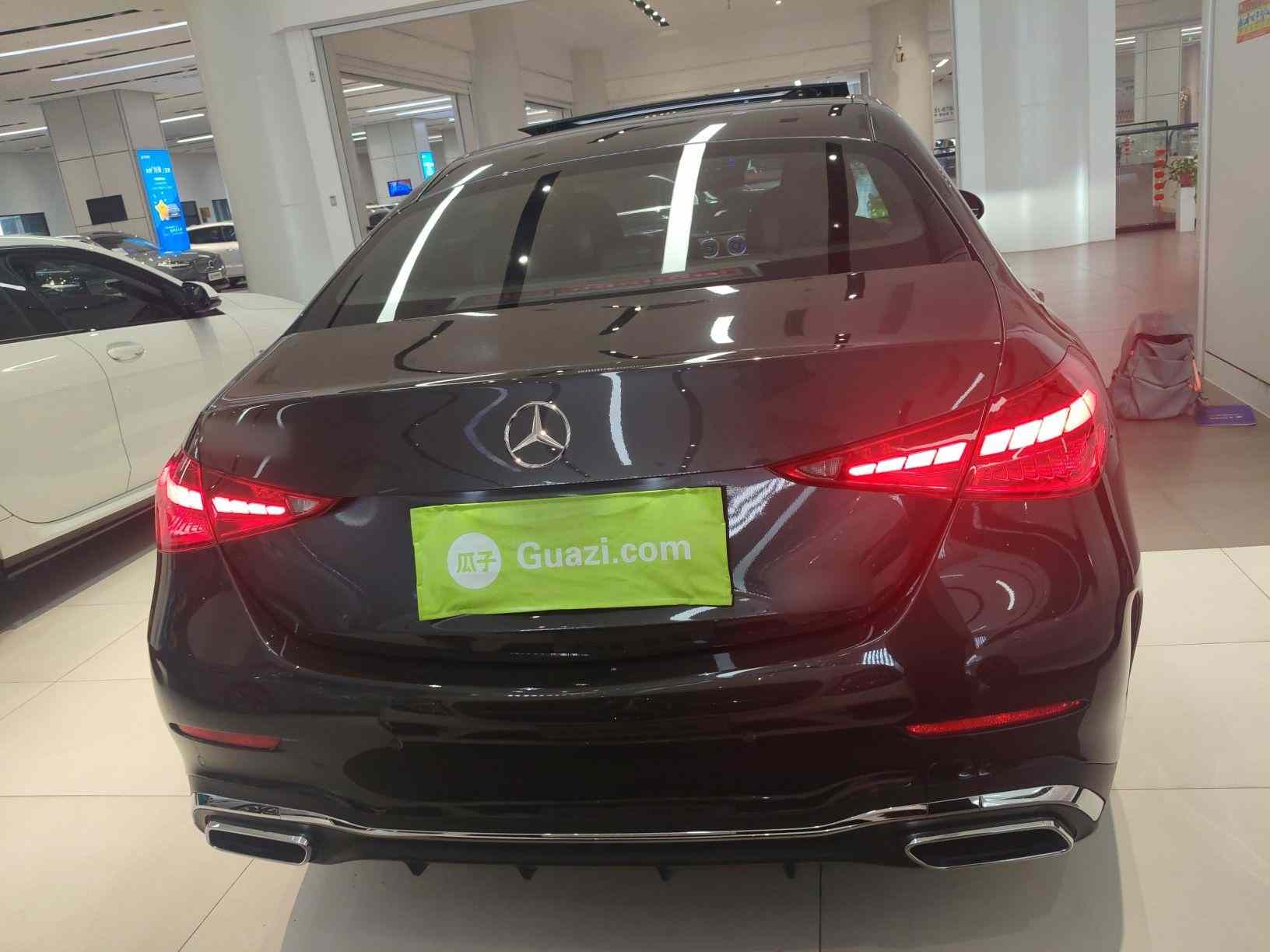 奔驰C级 2024款 改款三 C 260 L 运动版(3)