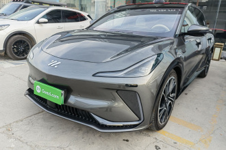 智己汽车 智己LS7 2025款 焕新版 Ultra