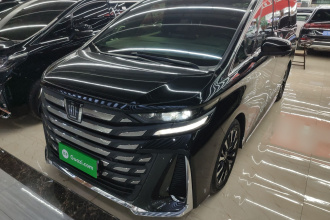 丰田 威尔法 2024款 皇冠 双擎 2.5L 至尊行政版