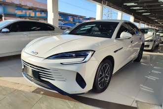 比亚迪 海豹07 DM-i 2025款 DM-i 1.5L 70km 精英型