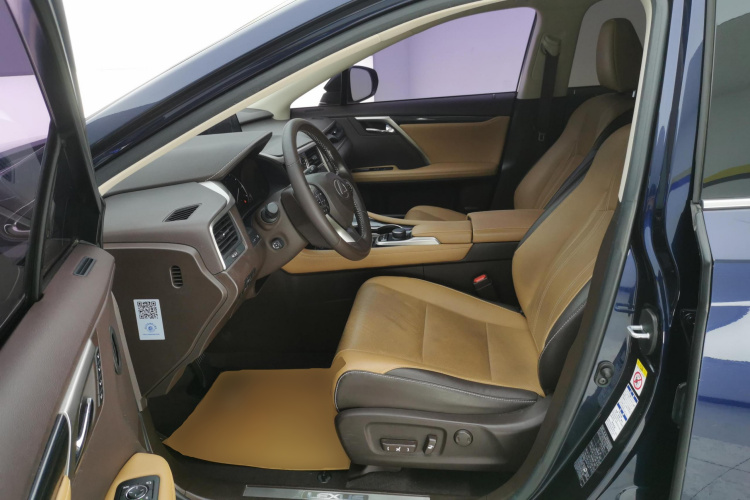 雷克萨斯RX 2016款 300 四驱典雅版 国V中控内饰19