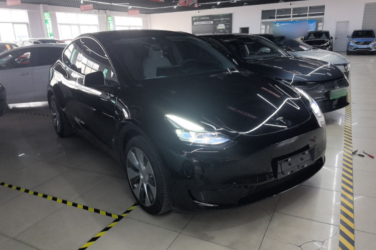 特斯拉 Model Y 2022款 改款 后轮驱动版车身外观6002