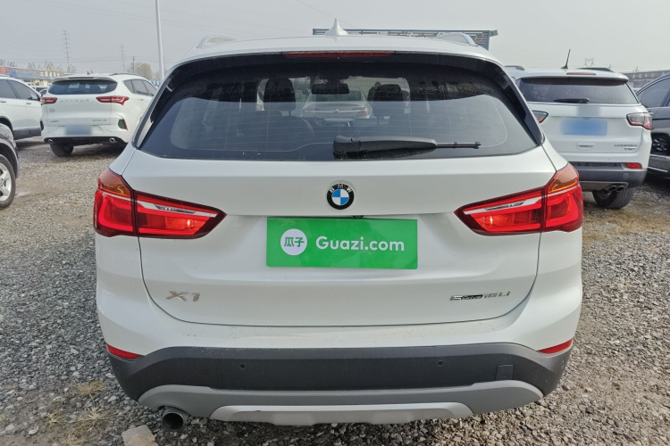 宝马X1 2019款 sDrive18Li 尊享型车身外观6004