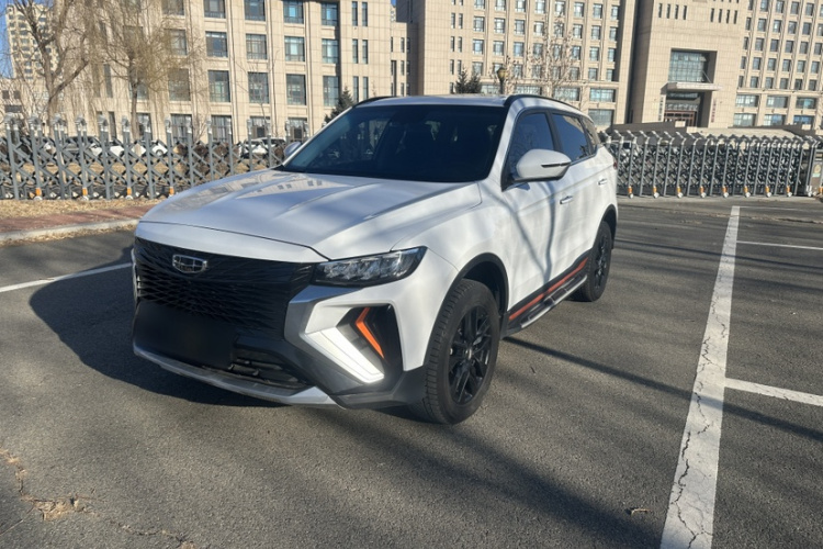 吉利汽车 2022款 博越X 1.8TD DCT智慧型车身外观1