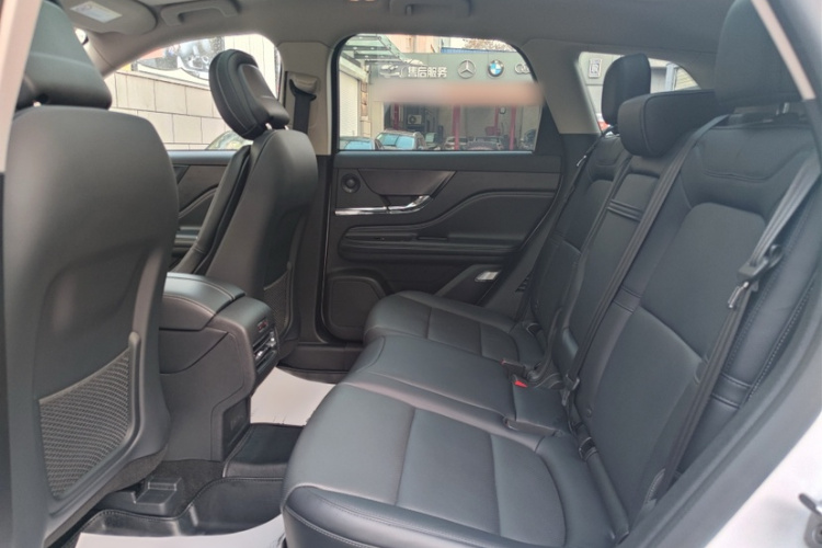 林肯 冒险家 2024款 2.0T 四驱尊耀版中控内饰7002