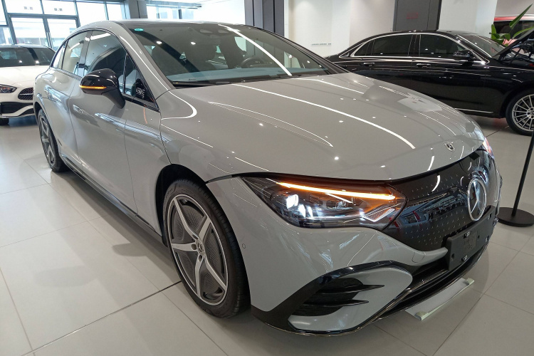 奔驰EQE 2022款 350 先型特别版车身外观6002