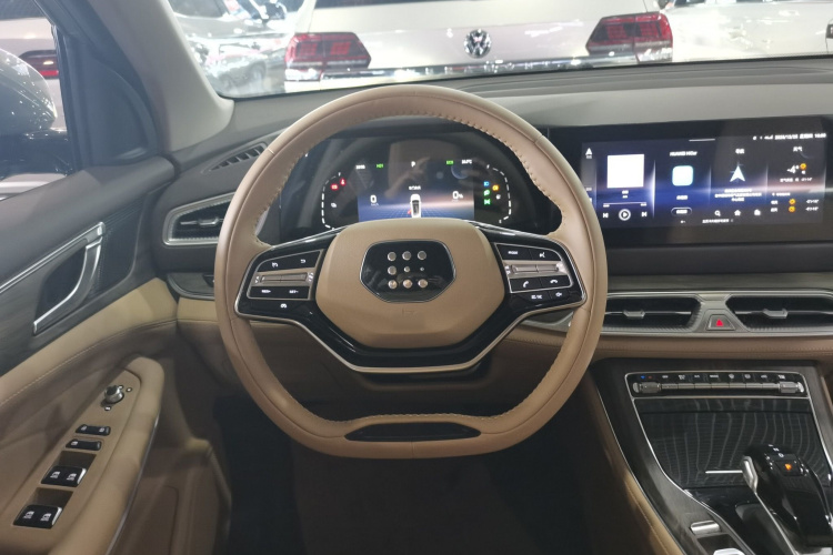 蓝电E5 2024款 荣耀版 100KM尊享型 7座中控内饰13