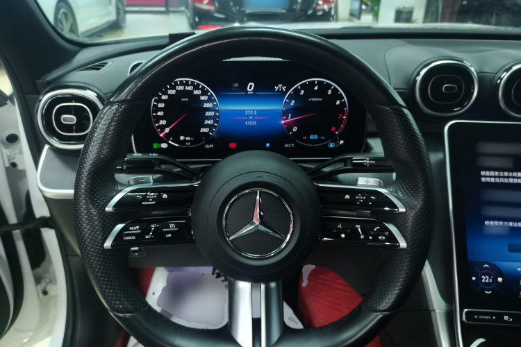 奔驰C级 2022款 C 200 L 运动版中控内饰13