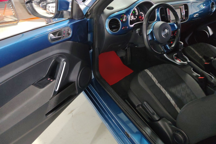 大众 甲壳虫 2018款 180TSI 宜乐型中控内饰7003