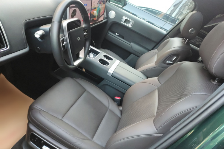 理想汽车 理想L8 2023款 Max局部细节19