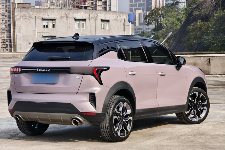 领克06 2023款 Remix 1.5T Shero车身外观6002