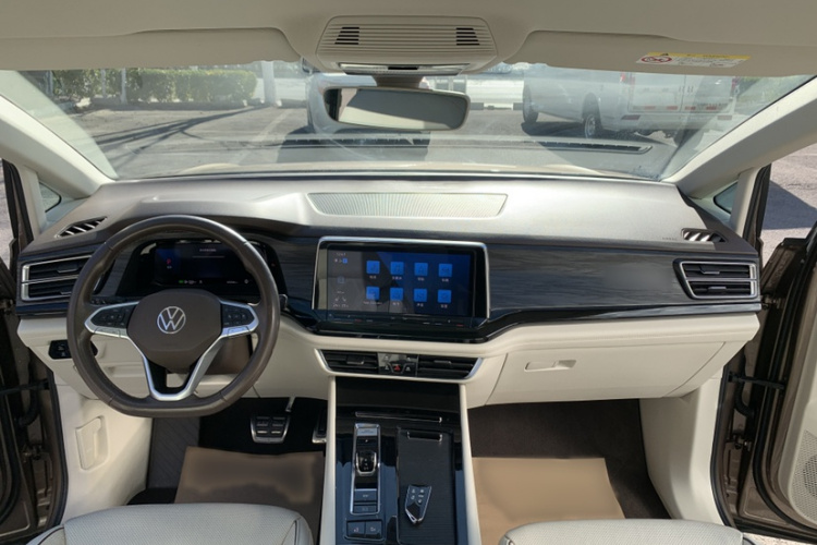 大众 威然 2022款 380TSI 旗舰版中控内饰7012