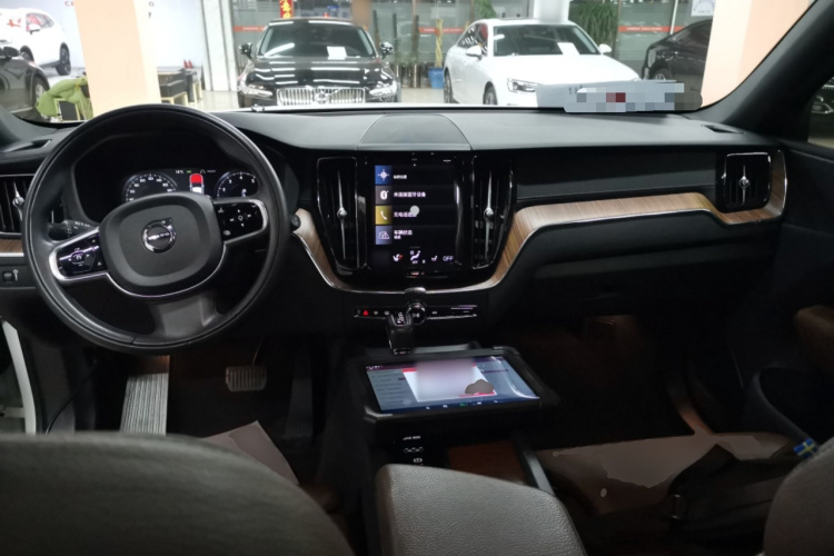 沃尔沃XC60 2021款 T5 四驱智远豪华版中控内饰12