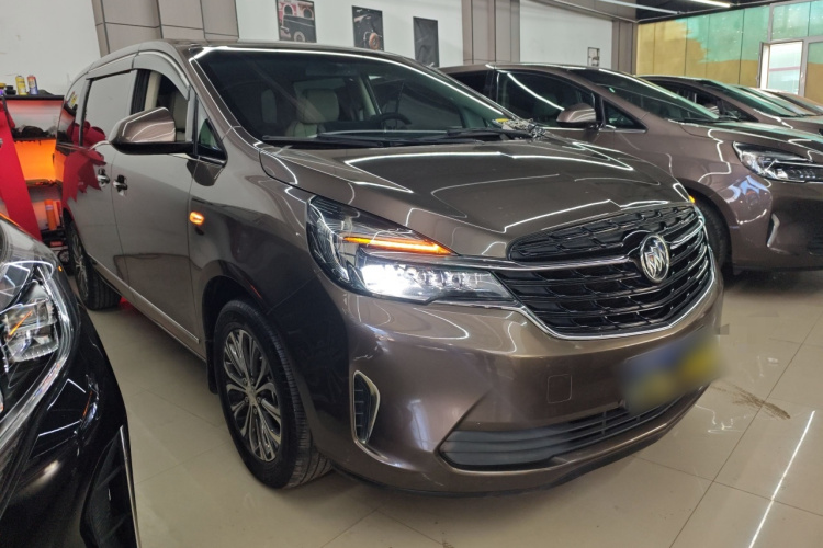 别克GL8 2021款 陆上公务舱 652T 豪华型车身外观3