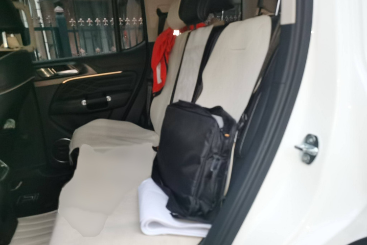 坦克300 2023款 城市版 2.0T 很有型中控内饰7004