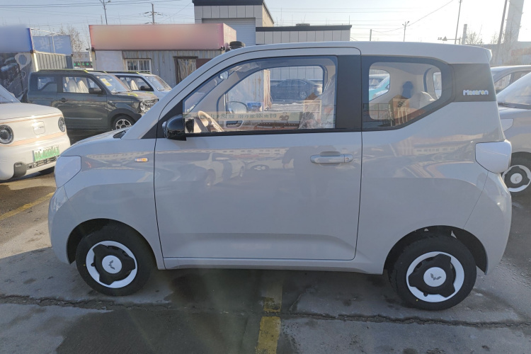 五菱汽车 宏光MINIEV 2024款 第三代 215km 青春版车身外观6003