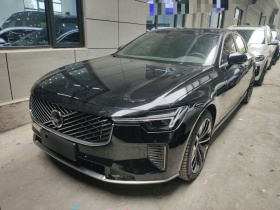 沃尔沃S90 2026款 B5 智远豪华版