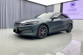 比亚迪 汉L 2025款 DM-p 四驱激光雷达旗舰型