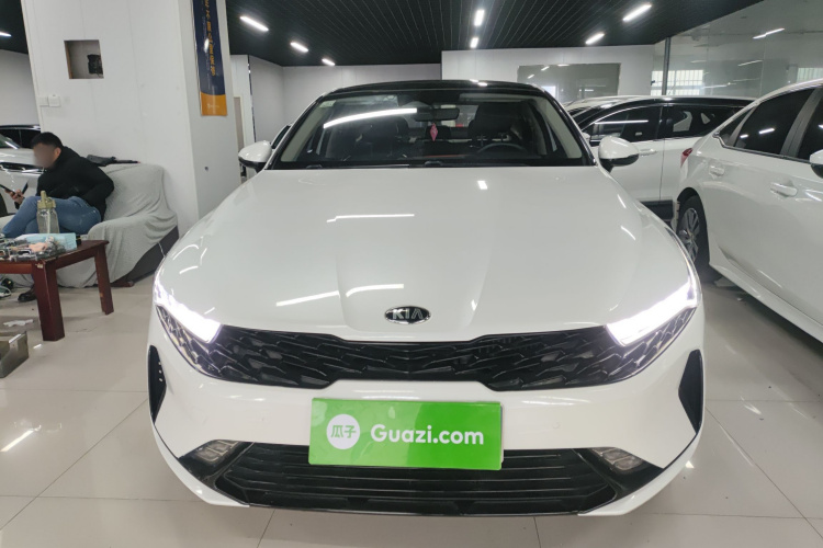 起亚K5 2020款 270T CVVD 豪华科技版车身外观2