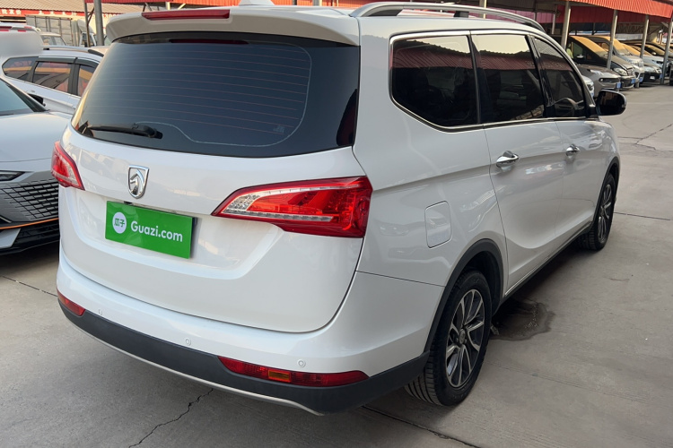 宝骏730 2017款 1.8L iAMT豪华型 7座车身外观6006