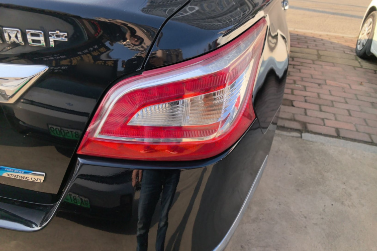 日产 天籁 2013款 2.0L XL舒适版车身外观9