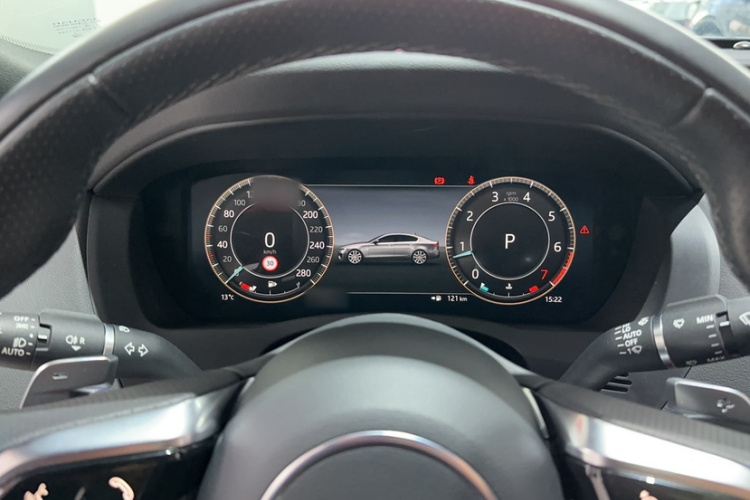 捷豹XEL 2024款 2.0T 250PS R-DYNAMIC S耀黑运动版局部细节14