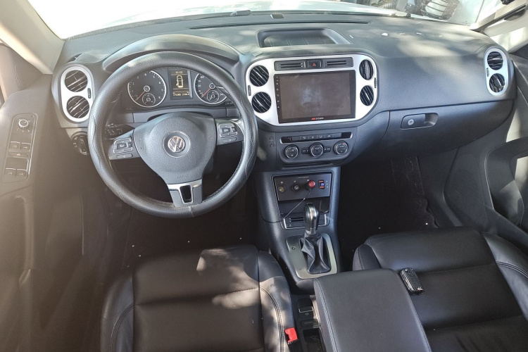 大众 途观 2013款 1.8TSI 自动两驱舒适版中控内饰12