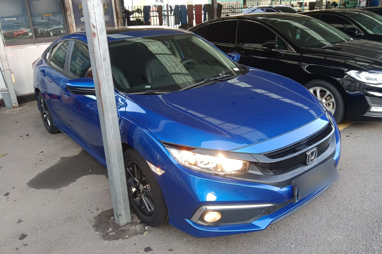 本田 思域 2019款 220TURBO 手动劲控版 国VI车身外观3