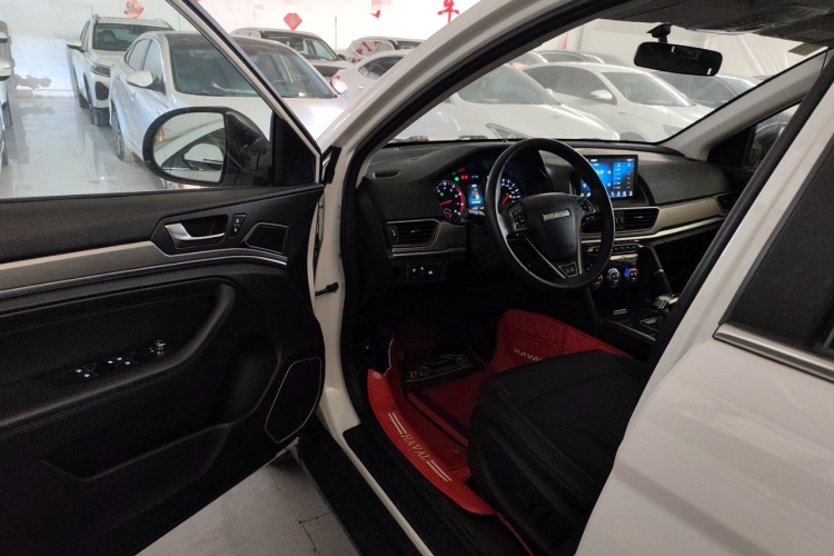 哈弗H6 2021款 运动版 1.5T 自动精英智联型 六边形格栅中控内饰20