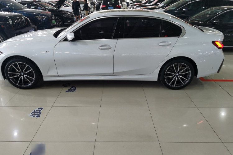 宝马3系 2023款 325Li M运动套装车身外观6005